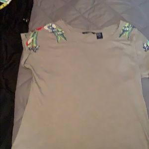 Grey embroidered T-shirt!